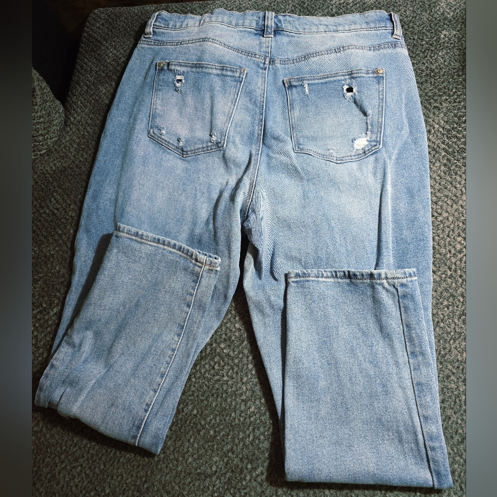 A Beautiful Soul “The Iconic” Distressed Jeans Size 14 Button Fly Light Wash - Picture 3 of 8